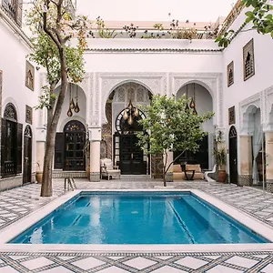 4* رياد رياض وسبا القاضي الدار الزرقاء
